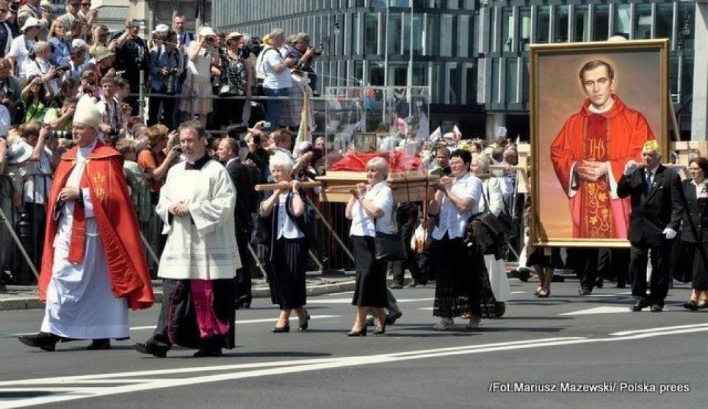 Dostęp do części zeznań świadków w procesie beatyfikacyjnym ks. Popiełuszki